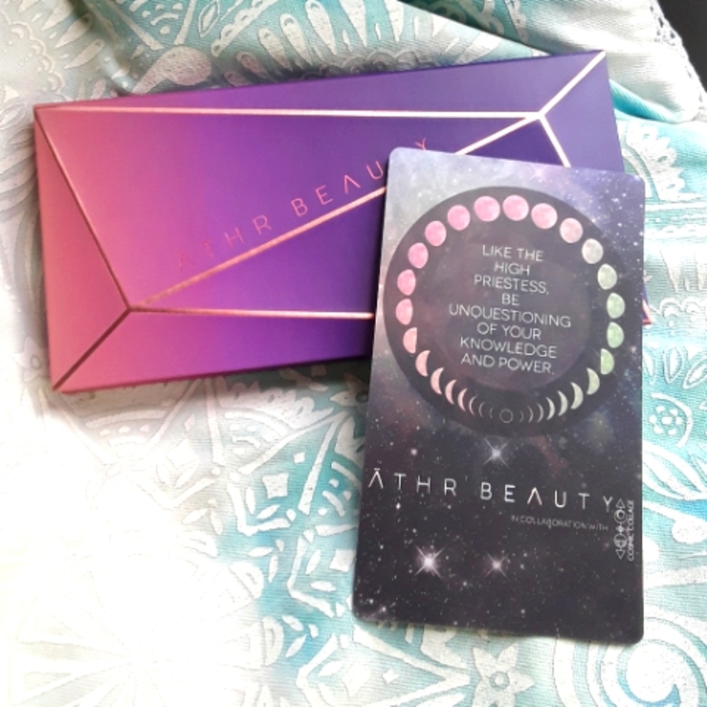 ATHR Beauty Moonlight Crystal Palette